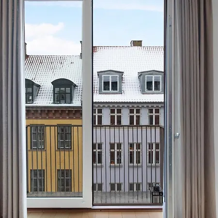 Sanders Monarch - Charming One-bedroom With Two Balconies Apartament Kopenhaga