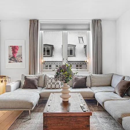 Apartament Sanders Monarch - Charming One-bedroom With Two Balconies *