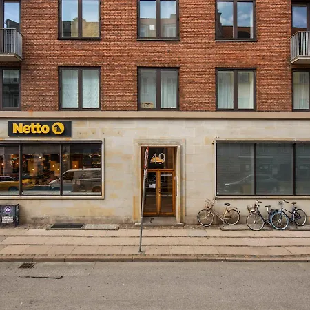 Apartament Sanders Monarch - Charming One-bedroom With Two Balconies Kopenhaga