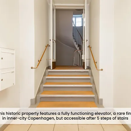 Apartament Sanders Monarch - Charming One-bedroom With Two Balconies